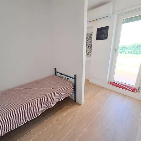Attico Con Terrazzo Vicino Al Mare A Terracina