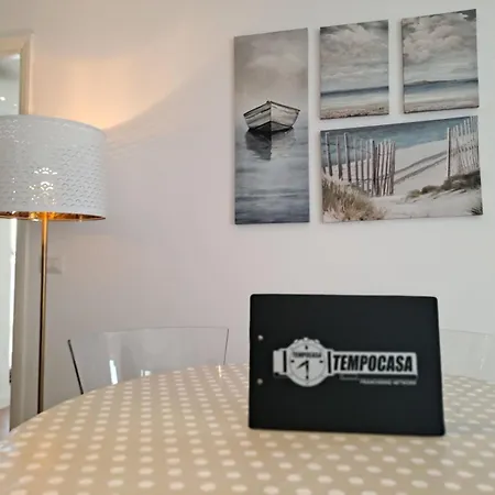 Attico Con Terrazzo Vicino Al Mare A Apartamento *