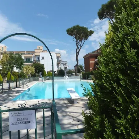 Attico Con Terrazzo Vicino Al Mare A *
