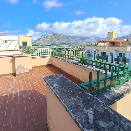 Attico Con Terrazzo Vicino Al Mare A Terracina