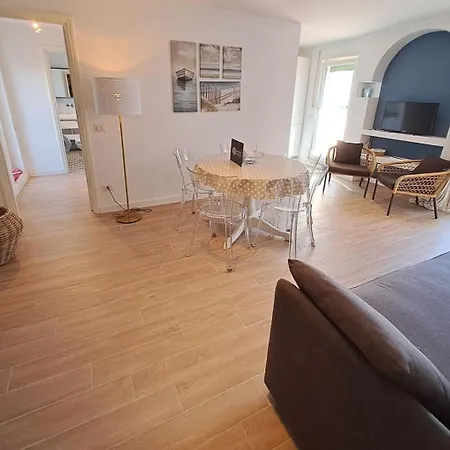 Apartamento Attico Con Terrazzo Vicino Al Mare A *