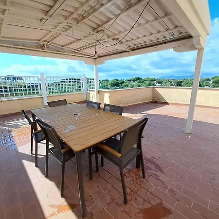 Apartamento Attico Con Terrazzo Vicino Al Mare A